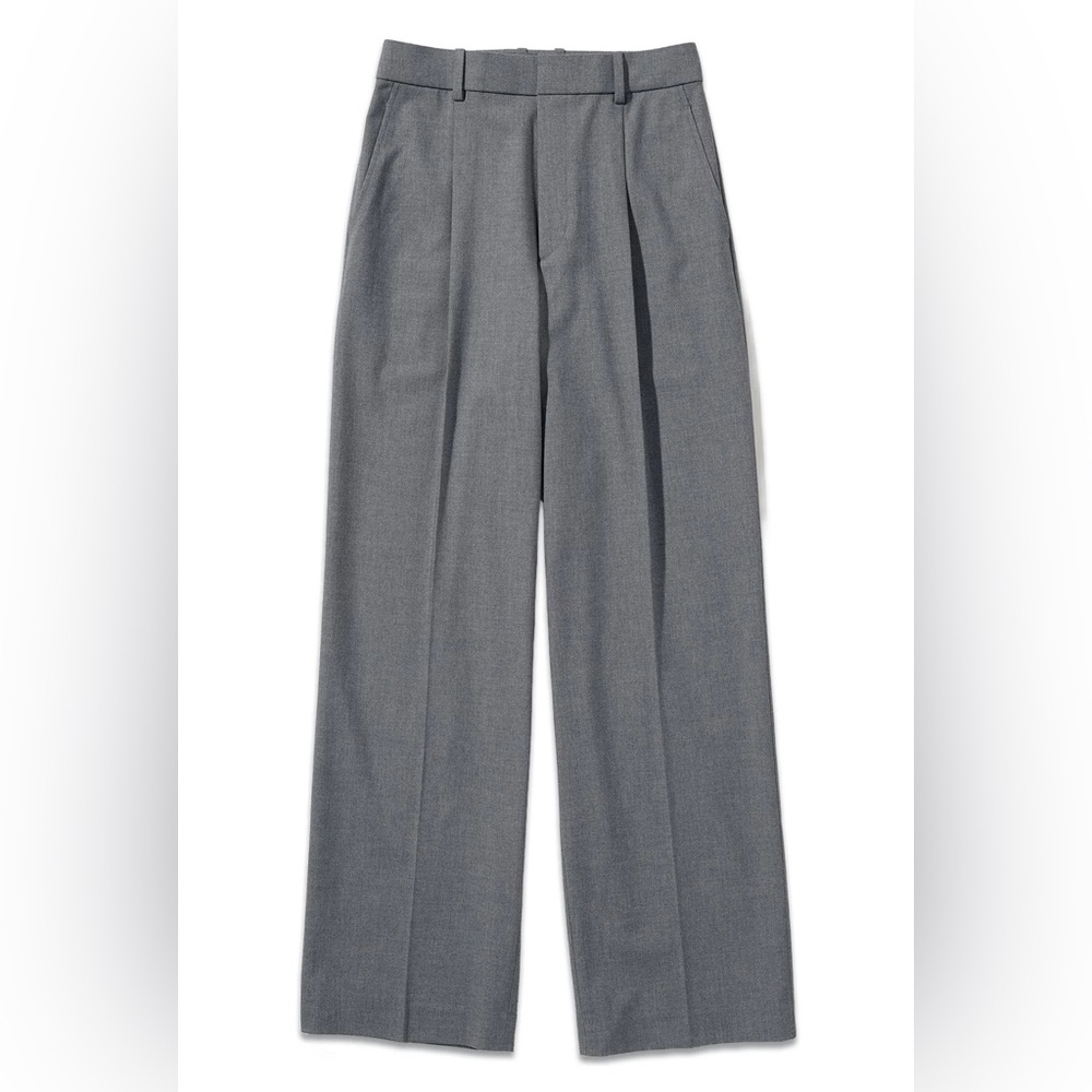 UNIQLO Pleated Wide Leg Trousers